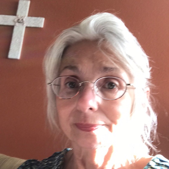 Meet your Posher, Susan - Picture 2 of 2